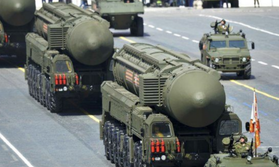 Gjenerali britanik parashikon skenarin kur Rusia mund të përdorë armët bërthamore