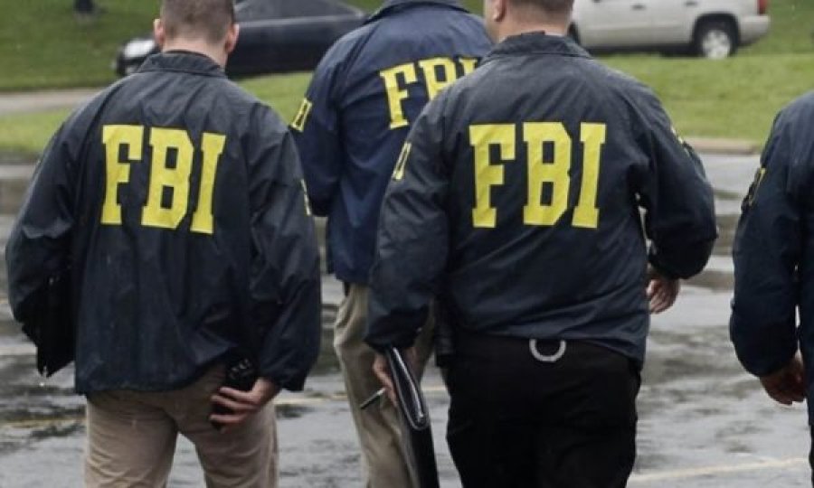 FBI arreston një 21-vjeçar