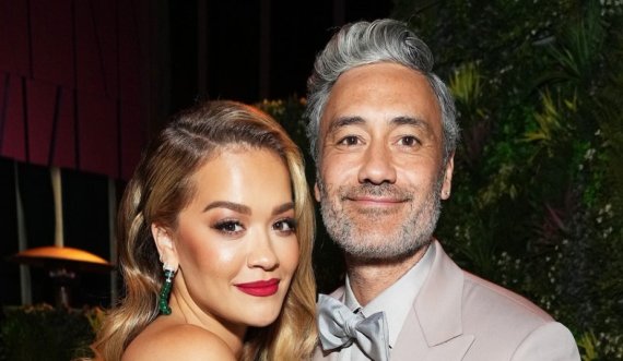 Pas Taika Waititi, as Rita Ora s’e fsheh më unazën, burimet konfirmojnë martesën