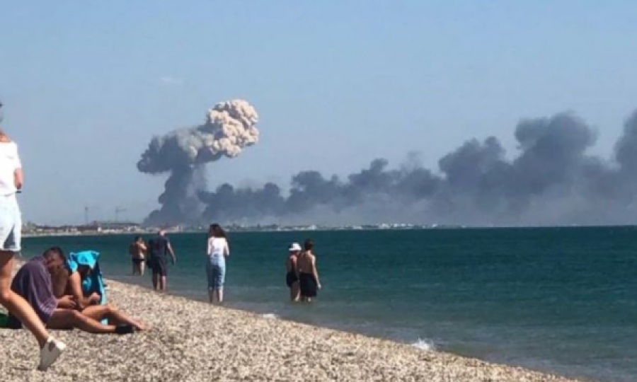 Shpërthime dhe tym i zi, çfarë po ndodh në bazën ajrore ruse