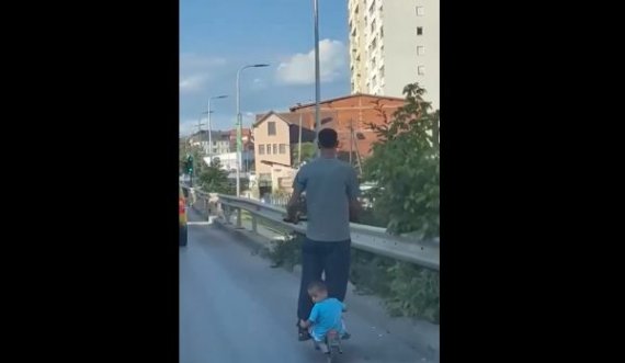 Fëmija që u rrezikua duke u bartur me trotinet, policia nis të merret me rastin