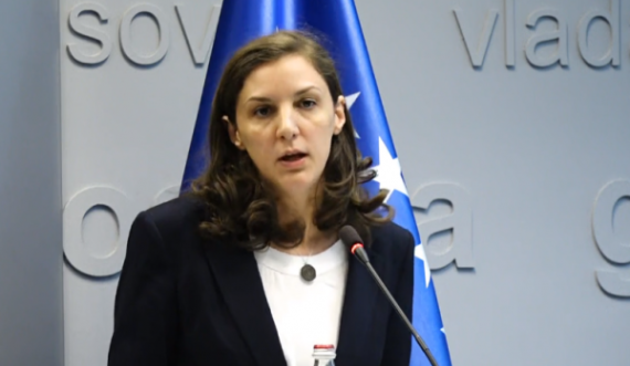 Ministrja e Kurtit: Ne i dhamë Shqipërisë 127 mijë MWh, po ia marrim vetëm 1 mijë për t’i evituar reduktimet