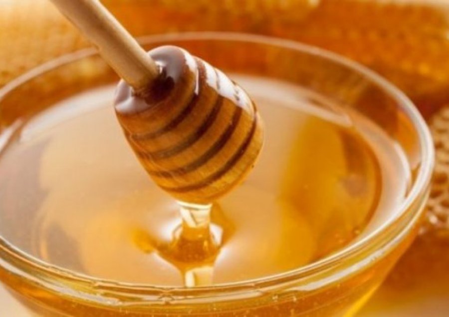 Mjalti është ilaç, por shkakton efekte anësore nëse e teprojmë