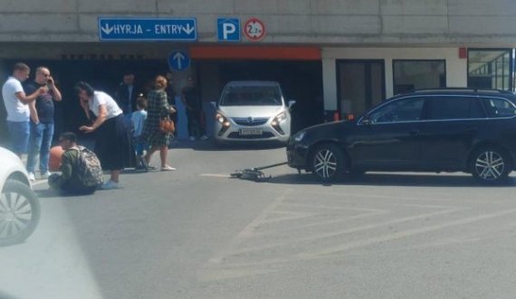 Aksident mes veturës dhe trotinetit elektrik në Prishtinë