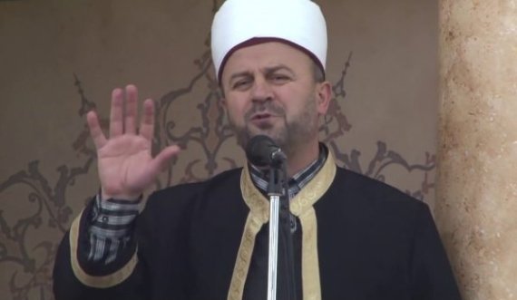 Hoxha i Prishtinës del nga feja e shanë me nënë gazetarin nga kryeqyteti