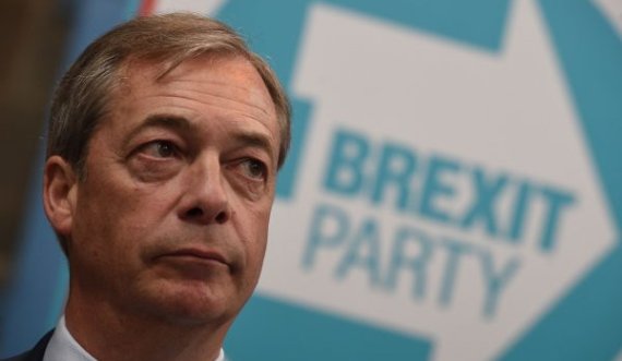 Ish-eurodeputeti britanik i shqetësuar me numrin e madh të lindjeve të shqiptarëve