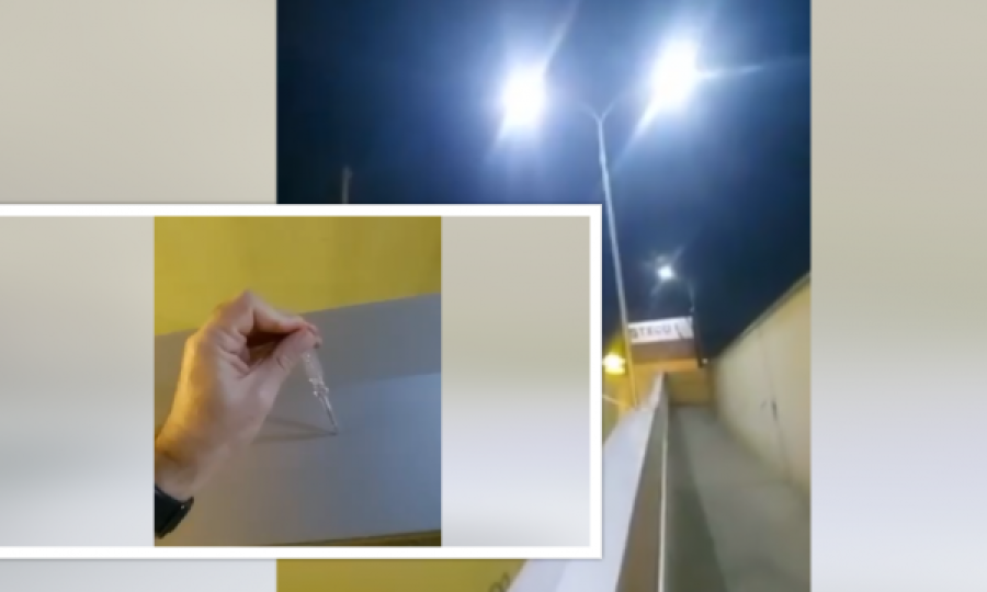 E tërë llamarina që mbulon murin në nënkalimin e Kalabrisë përçon rrymë, qytetari ia bën testin