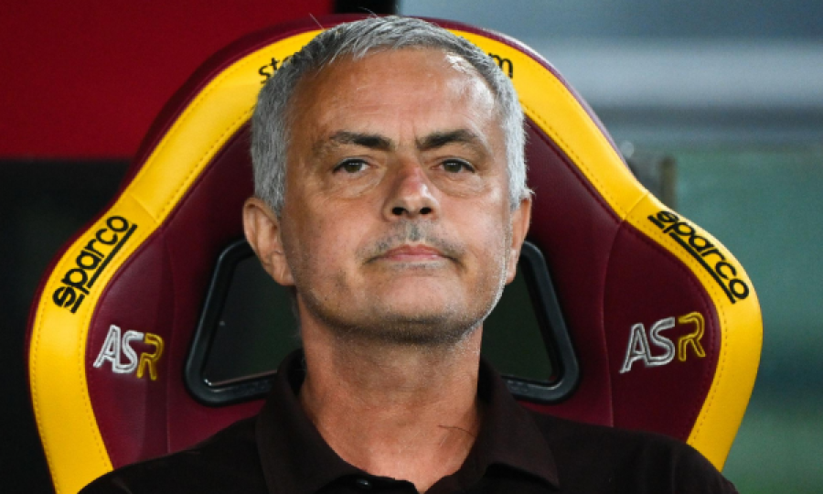 Mourinho premton të shesë lojtarin e Romës në janar pasi ai 'tradhtoi' shokët e skuadrës