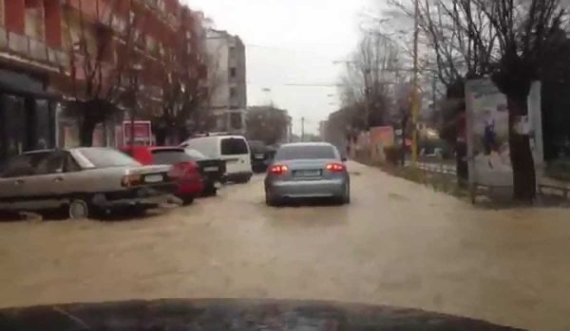 A mund të ketë vërshime në Kosovë si pasojë e reshjeve të dendura!