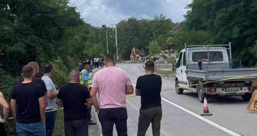 Ja pse u bllokua rruga Mitrovicë-Zveçan