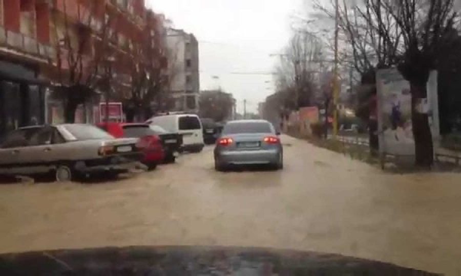 A mund të ketë vërshime në Kosovë si pasojë e reshjeve të dendura!