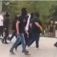 Këta janë 10 të maskuarit që u arrestuan të dielën në Prishtinë, në mesin e tyre edhe këngëtar