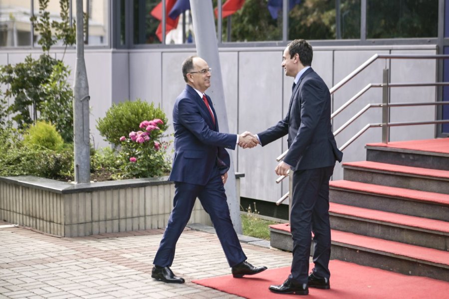 Kryeministri Kurti dhe Presidenti i Shqipërisë në takim/Ja çka diskutuan