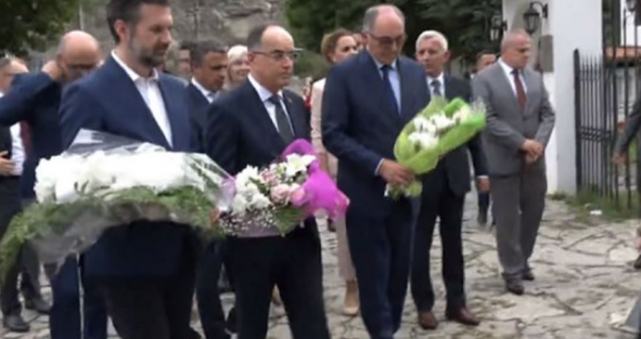 Begaj: Vizita tek Lidhja e Prizrenit ka një simbolikë të jashtëzakonshme