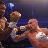 Joshua dhe Usyk dominuan boksin n'2025