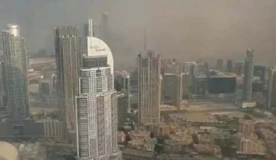 Dubain e 'gëlltit' stuhia e rërës