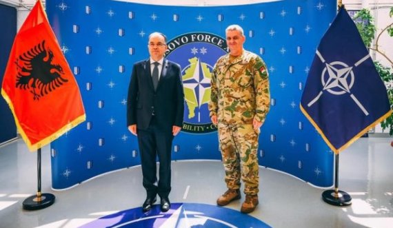 Begaj takohet me komandantin e KFOR-it në Kosovë: Rendi kushtetues i Kosovës s’duhet cenuar