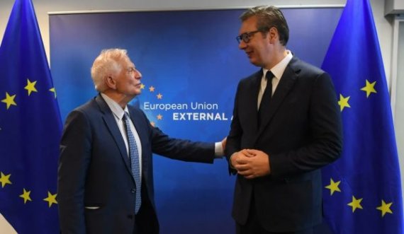 Vuçiq aktron edhe në Bruksel: Nuk e besoj fare se do të gjejmë zgjidhje