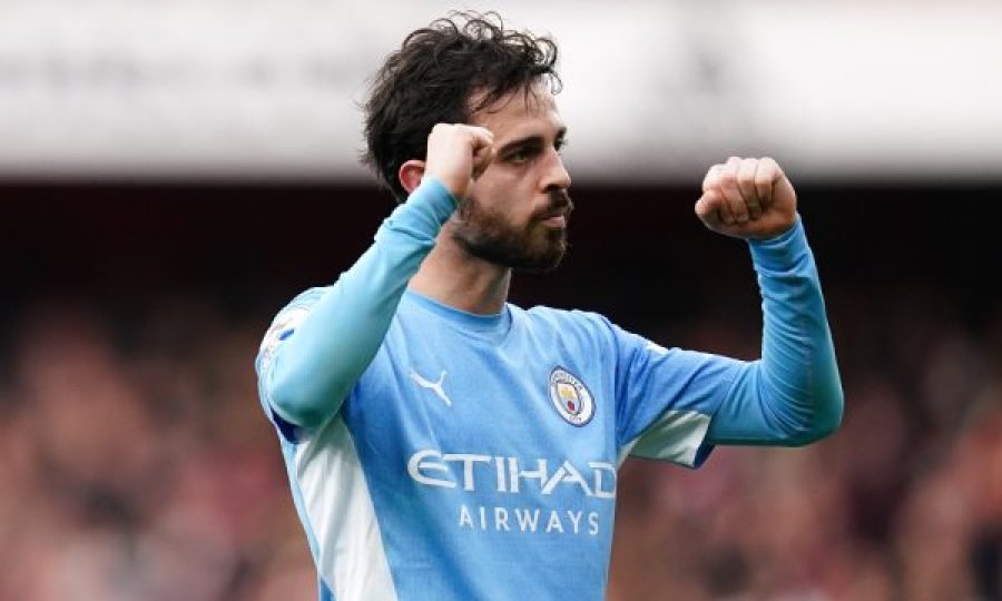 Bernardo Silva mbetet në Man City