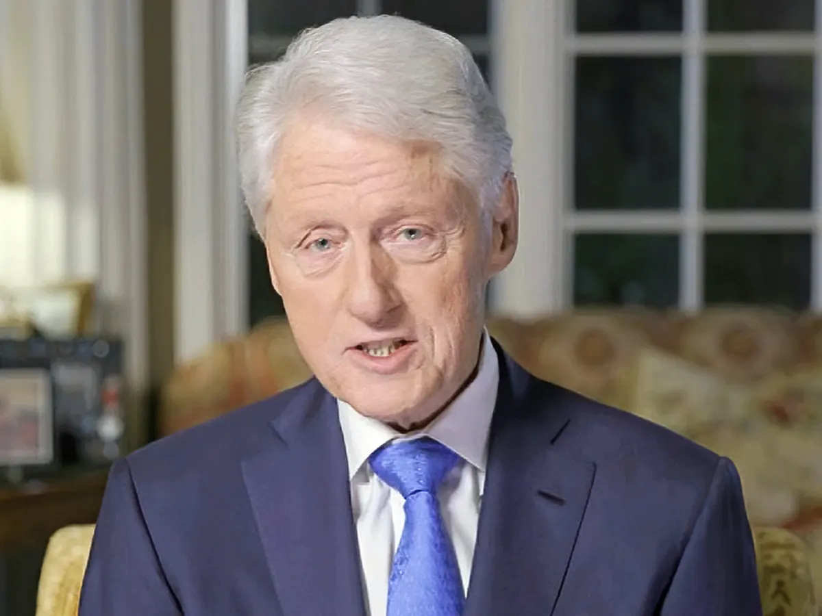 ​Bill Clintoni sot feston ditëlindjen, kjo është biografia e tij