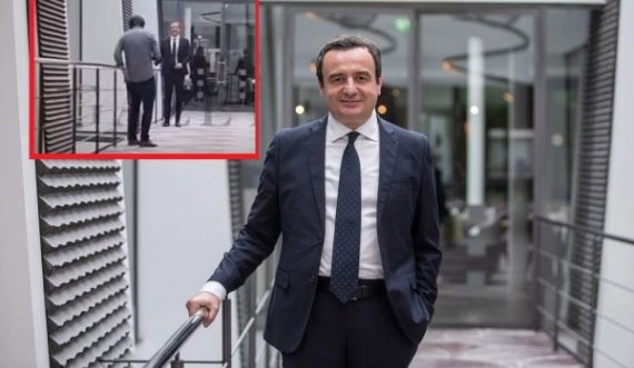 Zbulohet se për kë pozoi Kurti në Bruksel