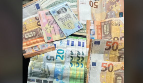 Gjyqtari kosovar e gjen një shumë të madhe parash, e kërkon personin që i kanë humbur