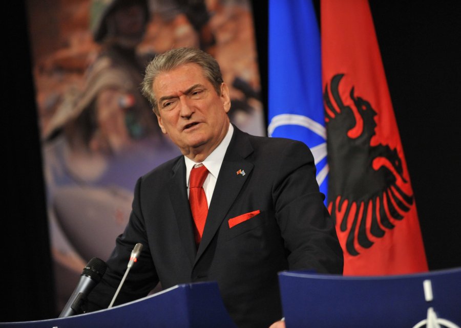 Megjithatë, Faleminderit Sali Berisha, t'uron Kosova e pavarur ! - Kosova  Sot