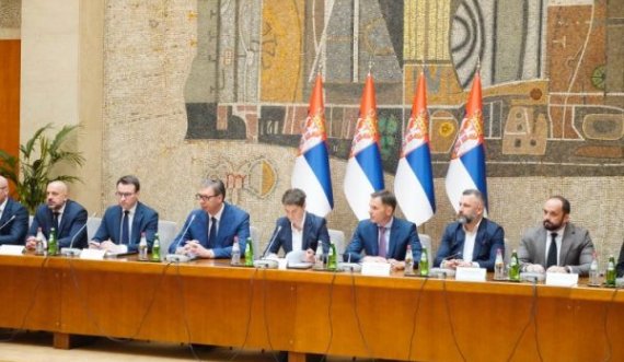 Nis në Beograd takimi me strukturat ilegale në Kosovë, Radoiçiq sërish krah Vuçiqit