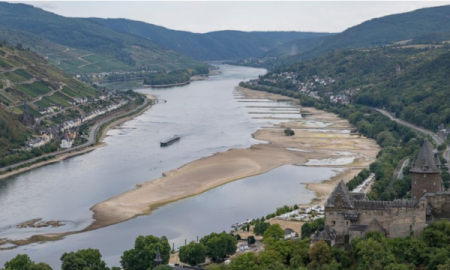 Dy të tretat e Evropës në alarm për thatësirë