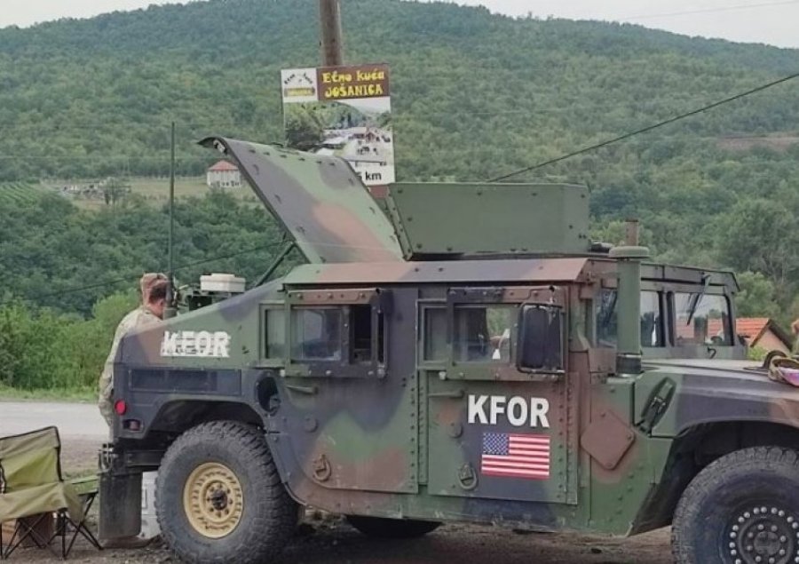 Shmangia e tensioneve, KFOR shton masat për ruajtjen e qetësisë dhe sigurisë në veri të Kosovës