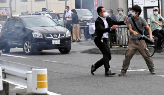 Vrasja e ish-kryeministrit Shinzo Abe, jep dorëheqje shefi i policisë japoneze