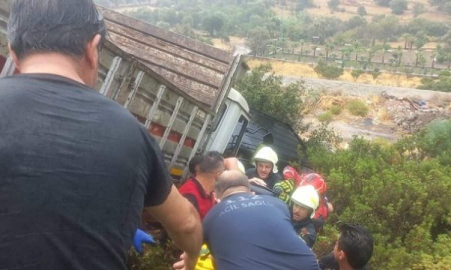 Dalin pamjet e reja  nga aksidenti i rëndë, Ibrahim Tatlises në momentet kritike ishte bashkë me vajzën e tij