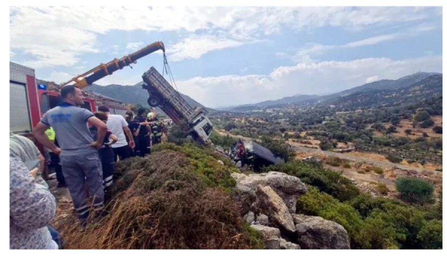 Aksidenti i rëndë, Tatlises po shkonte për të kënduar, kjo është gjendja e tij