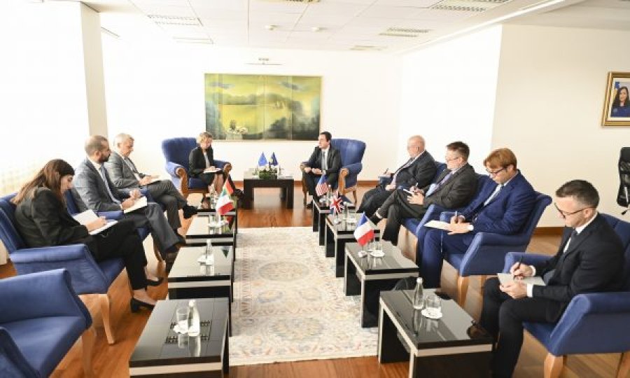 Kurtit i shkon në zyrë edhe QUINT-i, ky prezanton elemente nga propozimi i tij për marrëveshjen me Serbinë