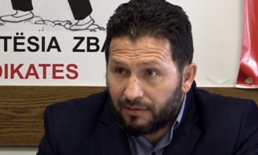 Zyrtari i MMPHI që po mban grevë: Listat e grevistëve keni me i marrë, kur të bën “shelnja” rrush