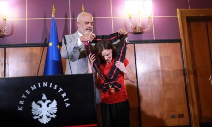 Rama u përgjigjet kritikave dhe sulmeve për pritjen e Luiza Gegës: Shpërthimi çmendurak mori dhenë