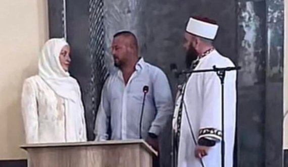 Mërgimtari i Tik Tokut e konvertoi gruan gjermane në myslimane, sot e marton në xhami
