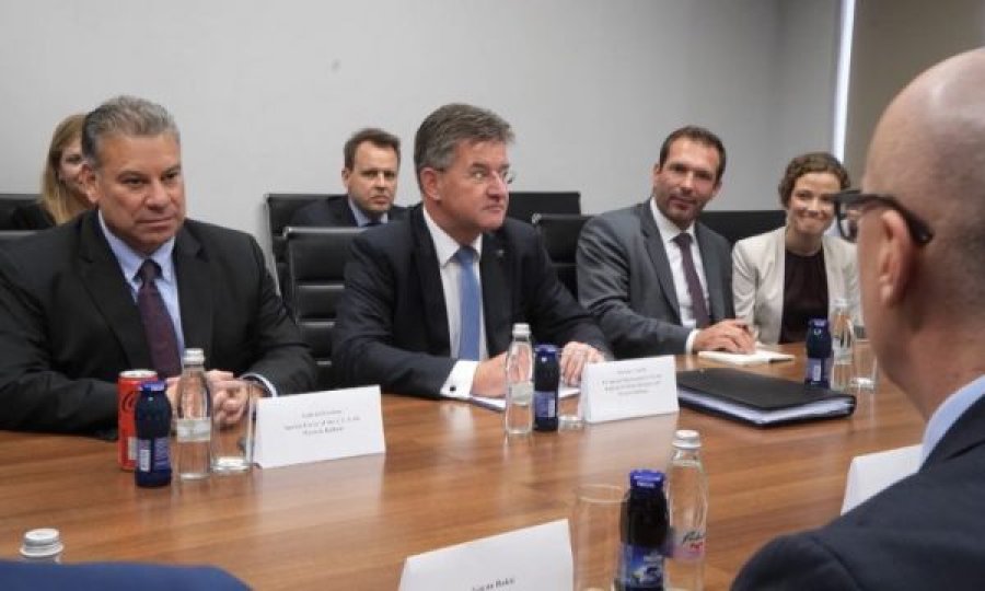 Shqiptarët e Luginës të irrituar që Escobar dhe Lajcak nuk i takuan