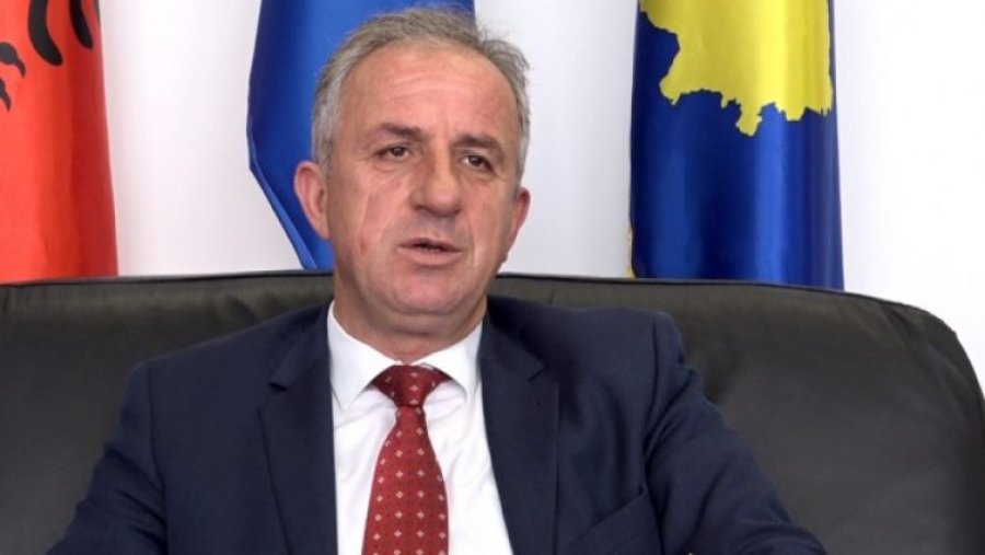 Muharremaj del me thirrje: Kushdo qe ka mundesi le t’ndihmoj