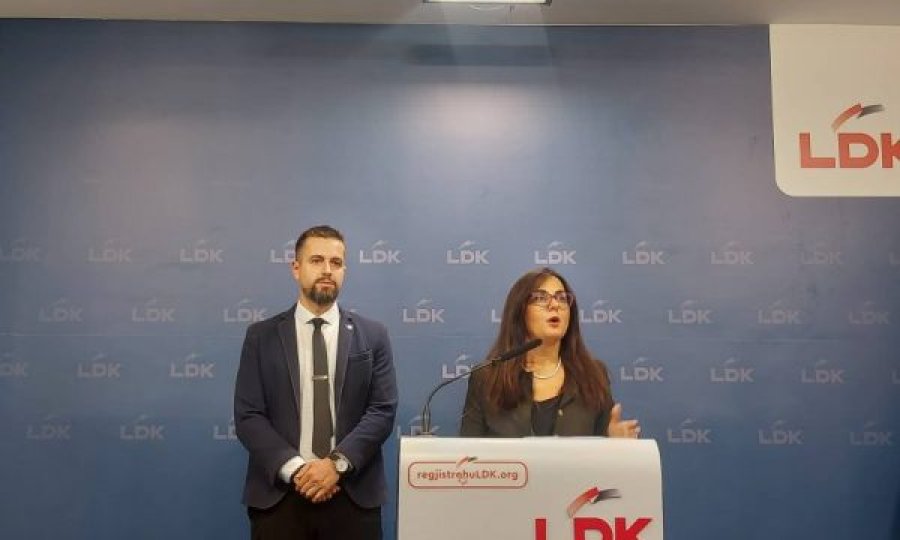 Alarmon LDK: Kërkimi i listave për dënim të grevistëve, praktikë e autokratëve