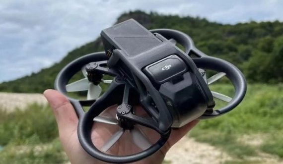 Avata është një dron i ri DJI, ka mbrojtje me helikë dhe fluturon për 18 minuta
