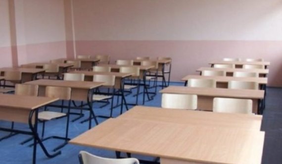 Pro apo kundër grevës, edhe një shkollë tjetër në Prishtinë vendos