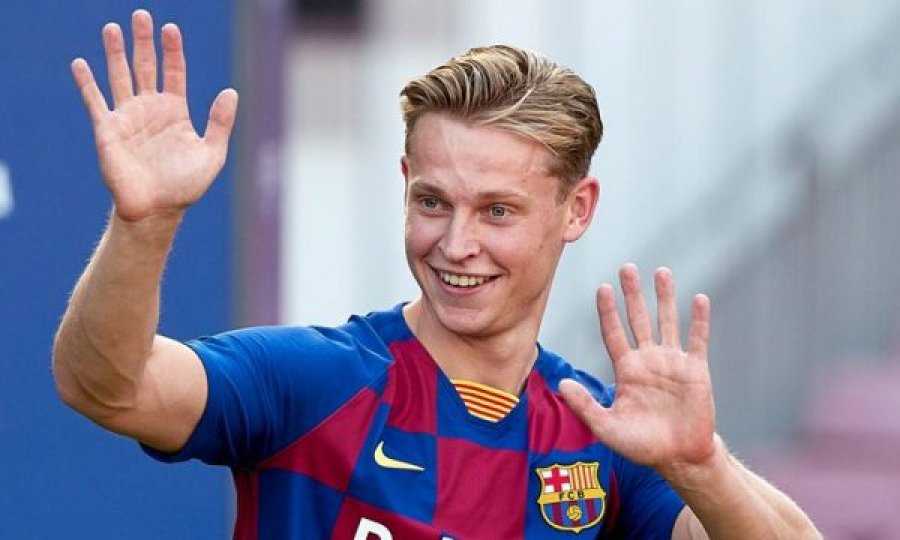 De Jong mbetet te Barcelona