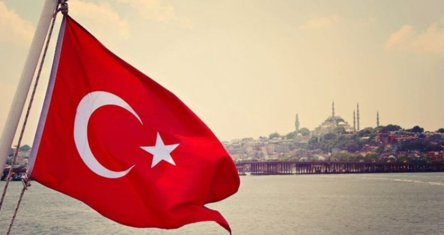 MPJ e Turqisë: Shpresojmë së shpejti Kosova dhe Serbia të arrijnë marrëveshje edhe për targat