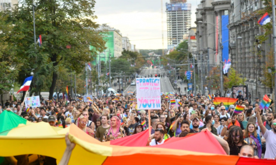 BE-ja shpreh keqardhje për vendimin e Serbisë për të anuluar EuroPride