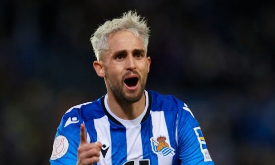 Januzaj nënshkruan me Sevillan