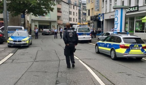 Policia gjermane do të vazhdojë dëbimin e aktivistëve 