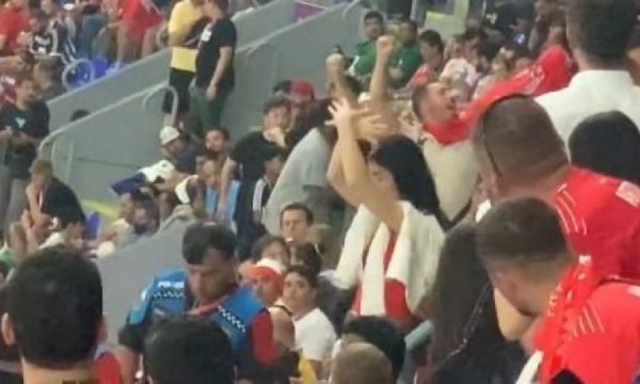Bëri shqiponjën në stadium gjatë ndeshjes Zvicër-Serbi, Tifozja: Isha në mes të tifozëve serbë, kishte tension