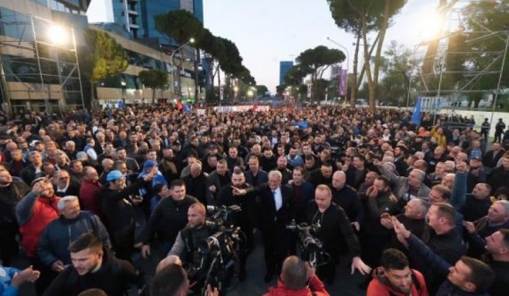 Sot protesta e opozitës. Berisha: Do mbushim sheshin në kryeqytet