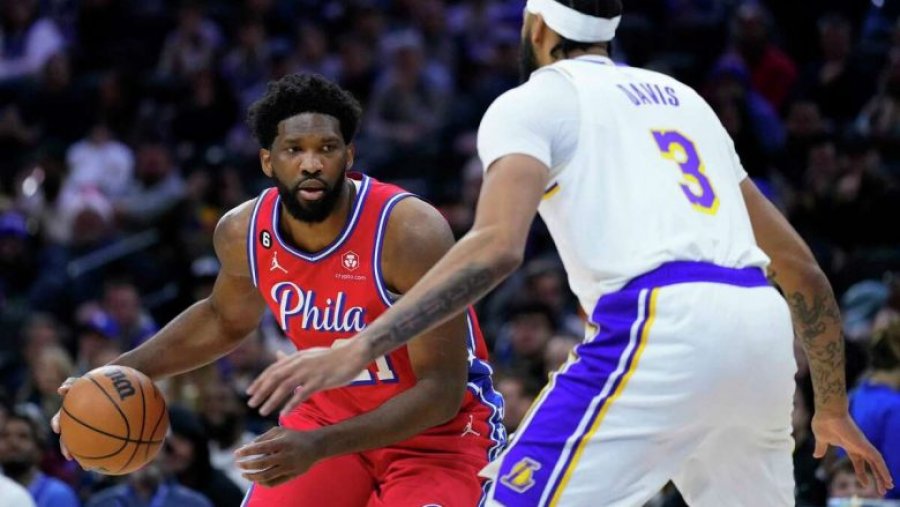 Koha shtesë vendimtare, Philadelphia 76ers triumfojnë ndaj La Lakers